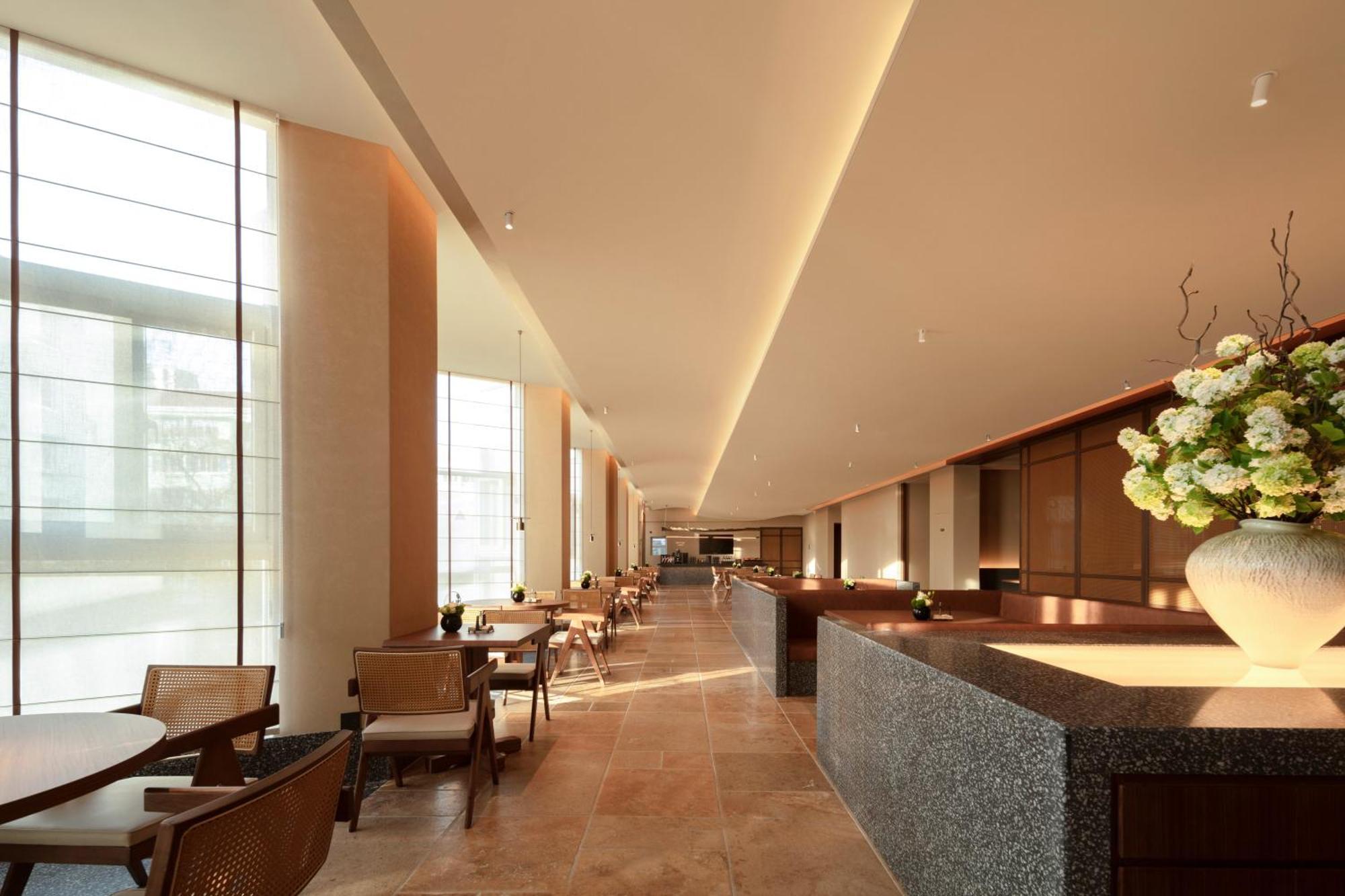 Atour Hongqiao Shuicheng Road Hotel