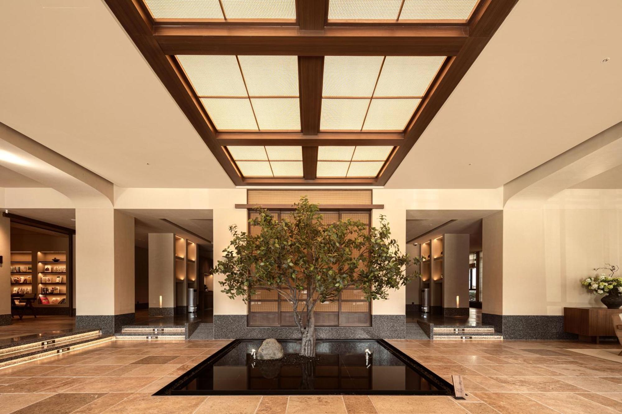 Hotel Atour Hongqiao Shuicheng Road 4*