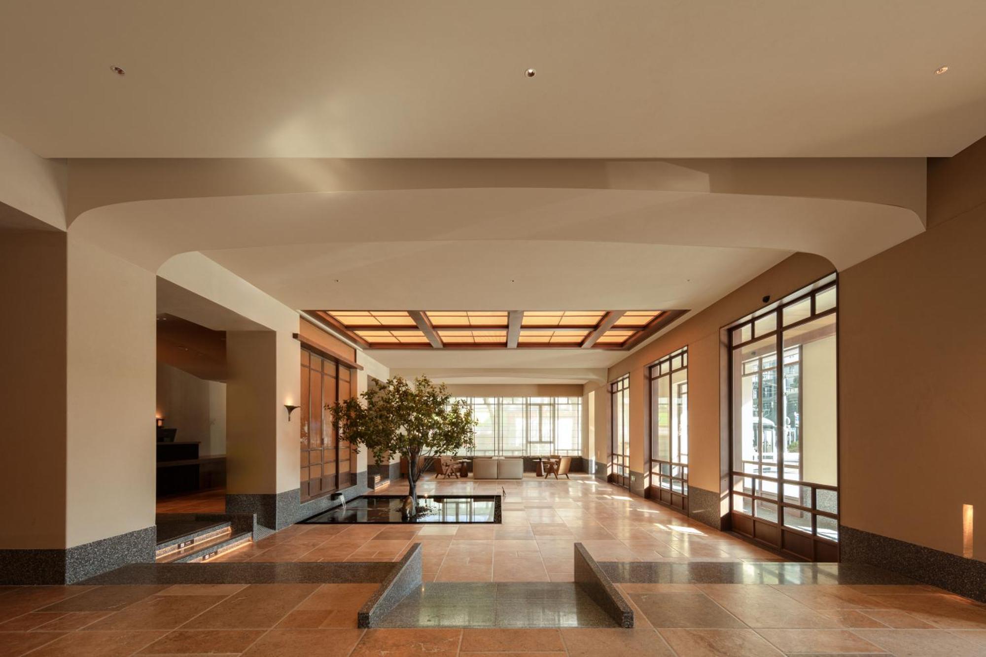 Hotel Atour Hongqiao Shuicheng Road 4*